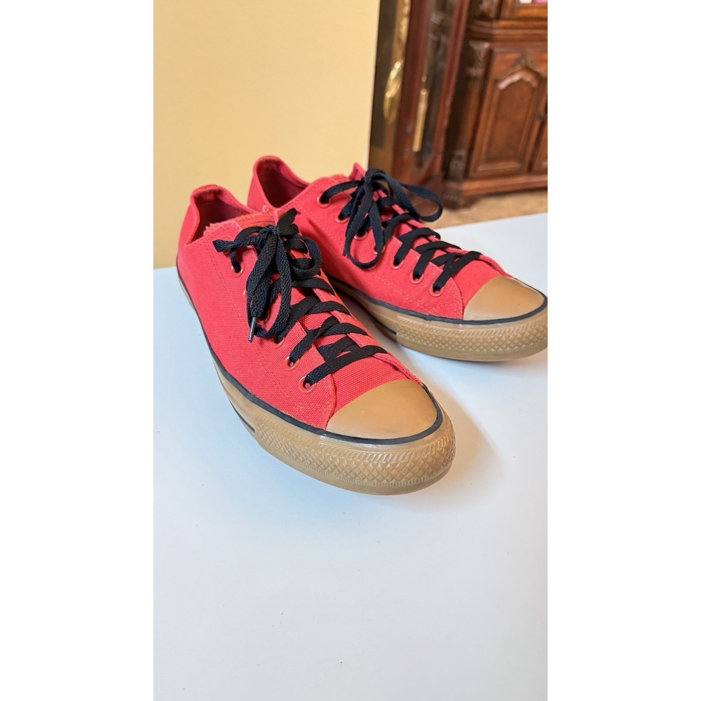 Converse Chuck Taylor All Star Low Red Canvas Sneakers Mens 11 Unisex‎ - Picture 2 of 9